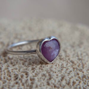 Svilenkasti safir - Prsten