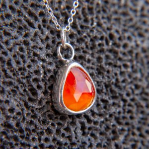 Alternative view of Karnelijan - Ogrlica